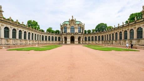 Historische Bauten: Innenhof-Sanierung des Dresdner Zwingers vor Abschluss