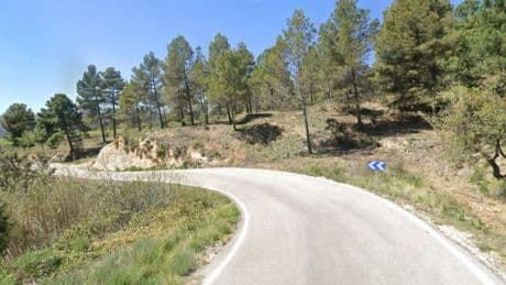 Un ciclista de 67 años trasladado en helicóptero tras caer sobre un zarzal en los Molinicos (Albacete)