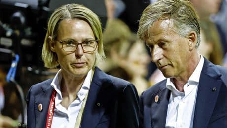Bondscoach Andries Jonker hoopt op Arjen Robben-scenario: ’Die drive heeft zij ook’