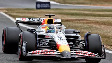 Formule 1 : en vidéo, le crash spectaculaire d’Isack Hadjar qui percute Antonelli à Silverstone