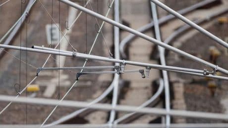 Verspätete Züge: Oberleitungsschaden bremst Pendler aus