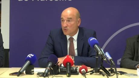 Attaque au couteau à Marseille: la personne gravement blessée est "actuellement hors de danger"