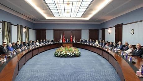 AK Parti'de kritik MYK Toplantısı