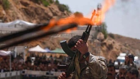 İktidara yakın gazete duyurdu: Silah bırakan PKK'lı, terörist sayılmayacak
