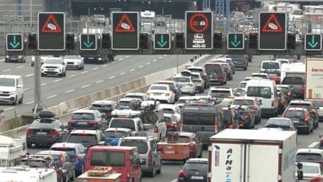 Ferienstart in Deutschland: Stau-Alarm auf der Autobahn: Das rät der ADAC Urlaubern