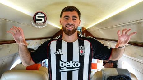 Orkun Kökçü imza için İstanbul'da! 'Alemin gözü yaşlı'