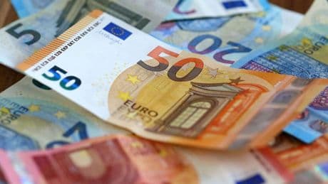 Wie viel Geld kann ich ohne Nachweis fürs Finanzamt überweisen?