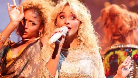 Sabrina Carpenter Delivers Rain-Soaked Performance Of ‘Tears’ At MTV VMAs