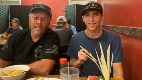 Tyler Robinson, la famiglia del killer: il padre mormone, i 2 fratelli e la madre assistente sociale. La nonna: «È tranquillo»