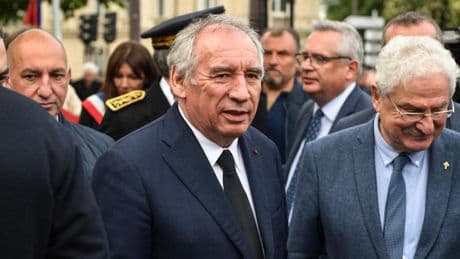 François Bayrou lance ses consultations sur la proportionnelle aux législatives avec des partis divisés