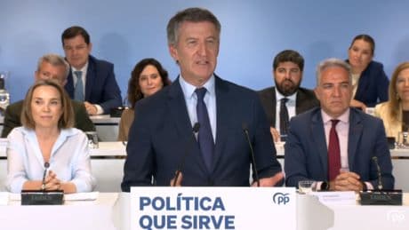 Feijóo insta a los socios de Sánchez a apoyar una moción de censura y convoca una manifestación contra la &quot;putrefacción&quot;