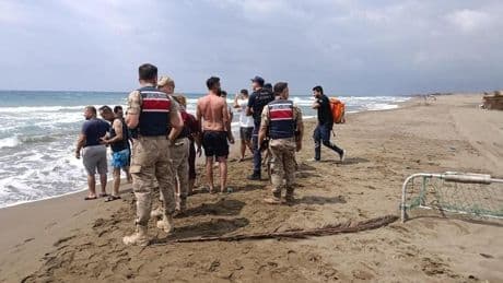 Hatay’da iki kardeş denizde açığa sürüklendi: Kardeşlerden biri öldü diğerinin durumu ağır