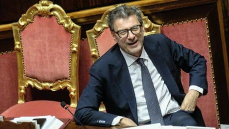 Fisco, freno sui blitz in azienda: ispezioni soltanto se motivate. Stop ai "pieni poteri" di Agenzia delle Entrate e Finanza