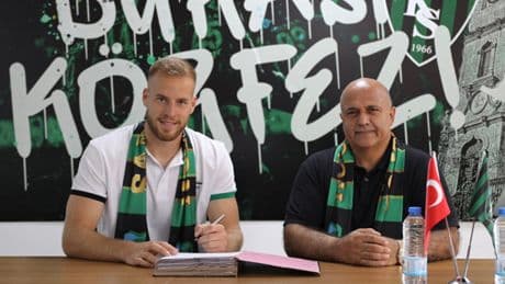 Kocaelispor'dan savunmaya Hrvoje Smolcic hamlesi!