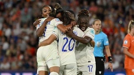 Euro 2025 féminin : l’équipe de France mise sur la préparation mentale pour ne plus trembler lors des matchs couperets