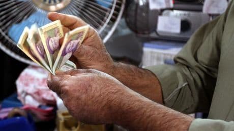 Abstürzender Rial: Iran will vier Nullen aus abstürzender Währung streichen