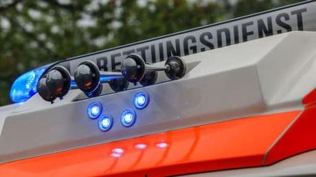 Unfälle: Tödlicher Verkehrsunfall auf Landstraße