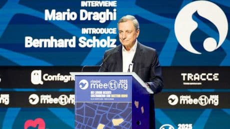 Draghi sferza l'Ue: «Non conta nulla, su guerra e dazi è marginale e spettatrice». E torna a spingere sul debito comune»