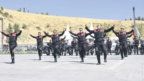 Şanlı zafere coşkulu kutlama