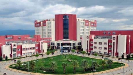 Adnan Menderes Üniversitesi'nde Profesör ve sekreterine gözaltı: 14 hastadan bıçak parası alınmış