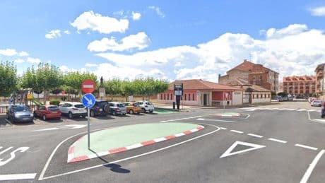 Apuñalan de madrugada a un joven de 26 años en Santa María del Páramo: ha sido trasladado al hospital