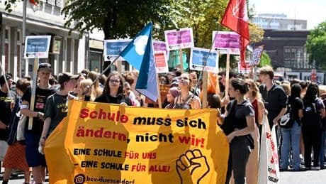 Kleinere Klassen gefordert: Schüler fordern mehr Geld für Bildung