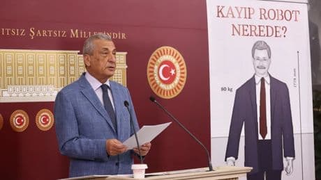 Parası ödenmiş ama ortada yok!... CHP'li Öztürkmen sordu: Melih Gökçek robotu nerede?