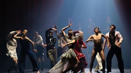 « Red Carpet » d’Hofesh Shechter : le Palais Garnier voit rouge