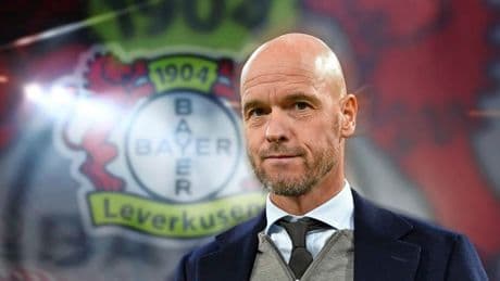 ’Bij Bayer Leverkusen gaat het tussen Erik ten Hag en Cesc Fabregas’