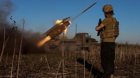 Guerre en Ukraine : Washington reprend la livraison de certaines armes