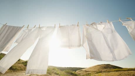 Trocknen: Diese Kleidungsstücke dürfen nie in der Sonne hängen