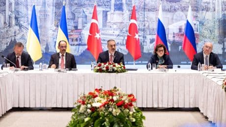 Putin sabotea la mesa de paz con Ucrania a la espera de que Trump abandone a Zelenski y le facilite la invasión del país