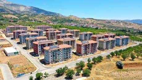 Kurban Bayramı'nı yeni yuvalarında karşıladılar