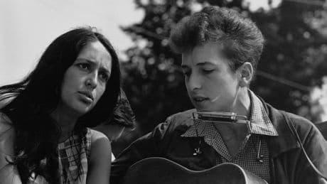 Joan Baez comparte por primera vez poemas sobre su vida escritos a lo largo de décadas
