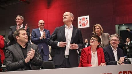 Scholz tritt ab: Mit Respekt ins Kanzleramt, mit Respect wieder raus