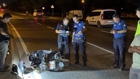 Adana'da feci kaza! Motosiklet devrildi: Ölü ve yaralı var