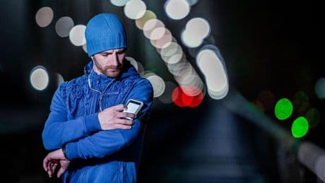 Smart Running: Handyhalter beim Joggen: Fünf Fakten, die dafür sprechen