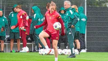 Fußball-EM der Frauen | DFB-Frauen gehen verunsichert ins Viertelfinale gegen Frankreich