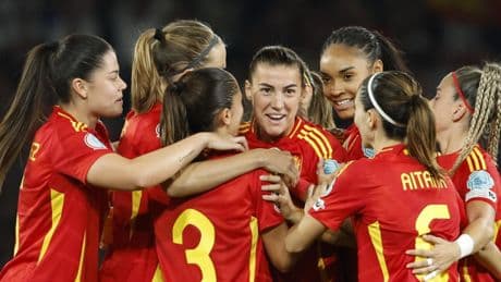 España va lanzada: reacción letal ante Italia y a cuartos con pleno de victorias