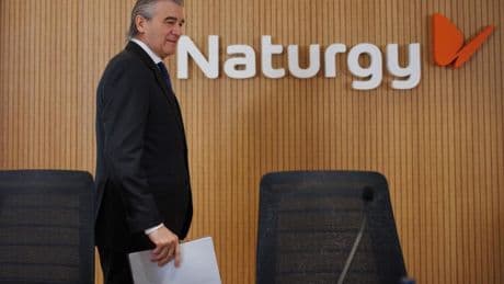 La CNMV da su visto bueno a la auto-OPA de Naturgy para hacerse con hasta un 9% de su capital