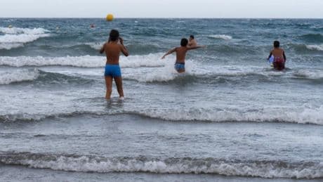 La batalla perdida contra los ahogamientos en menores de 14 años: "El problema es la responsabilidad de los padres"