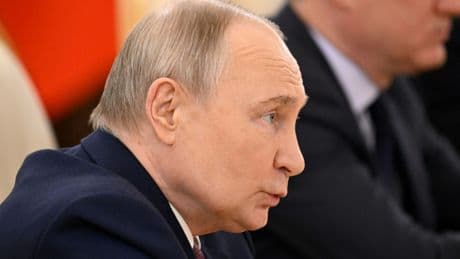 Russische Medien: Von Putin angeordnete dreitägige Ukraine-Waffenruhe in Kraft getreten