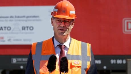 Verkehrsminister: Schnieder über Chefsuche bei der Bahn: „Ich habe den Eindruck, es gibt ausreichend Interessenten“