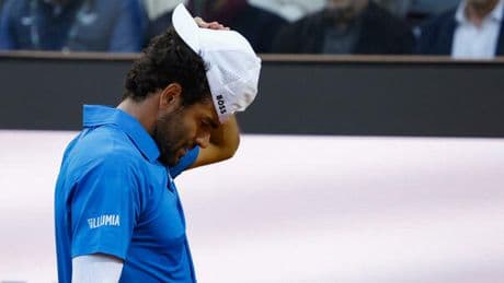 Matteo Berrettini, come sta dopo l'infortunio? L'obiettivo è Wimbledon: «Evitare la sofferenza è una sofferenza»