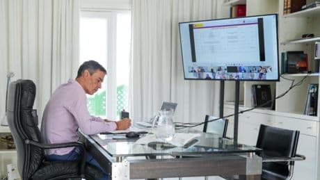Sánchez se volcará con el pacto sobre cambio climático para dar contenido a la legislatura, unir a sus socios y 'retratar' al PP