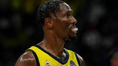 Nigel Hayes-Davis'ten Jasikevicius sözleri: 'Çok değişik bir sevgi dili var!'
