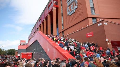 Stadion Liverpool vlak voor duel met Athletic tijdelijk ontruimd na alarm