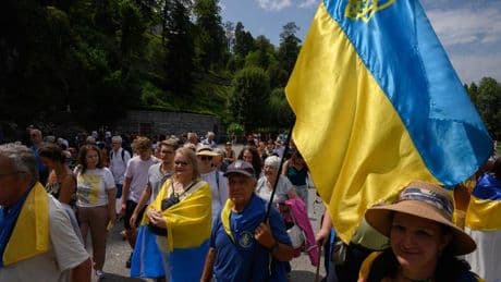 EU-Kommission: Schutzstatus ukrainischer Geflüchteter soll bis 2027 verlängert werden