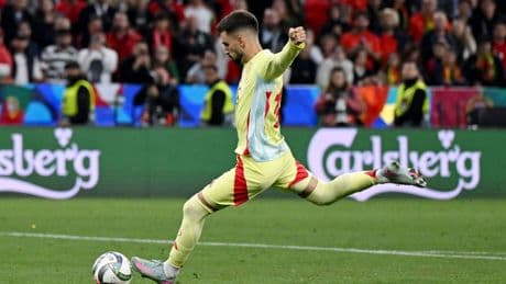 El Atlético acelera tras la eliminación en el Mundial y ficha a Álex Baena por 42 millones