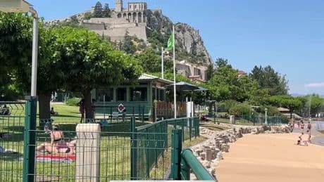 Sisteron: le plan d'eau des Marres sera fermé à trois reprises cet été